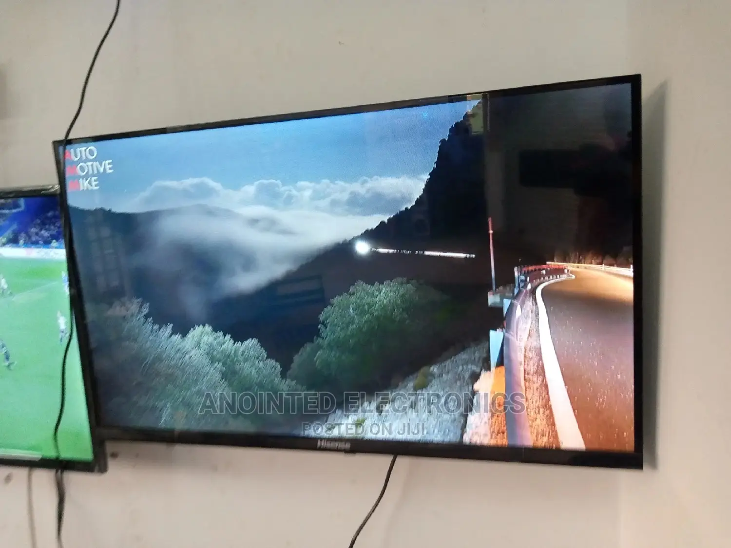Hisense 32" Digital Satellite TV