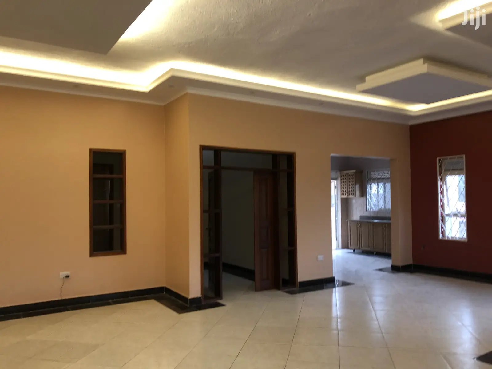 Kira Awesome Stylish Six Bedrooms Mansion on Sell