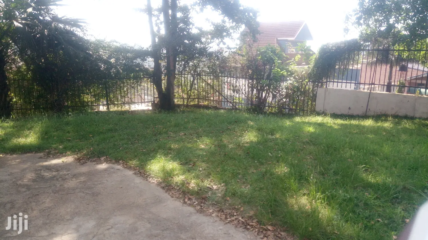 4 Bedroom Furnished Townhouse In Kololo For Rent