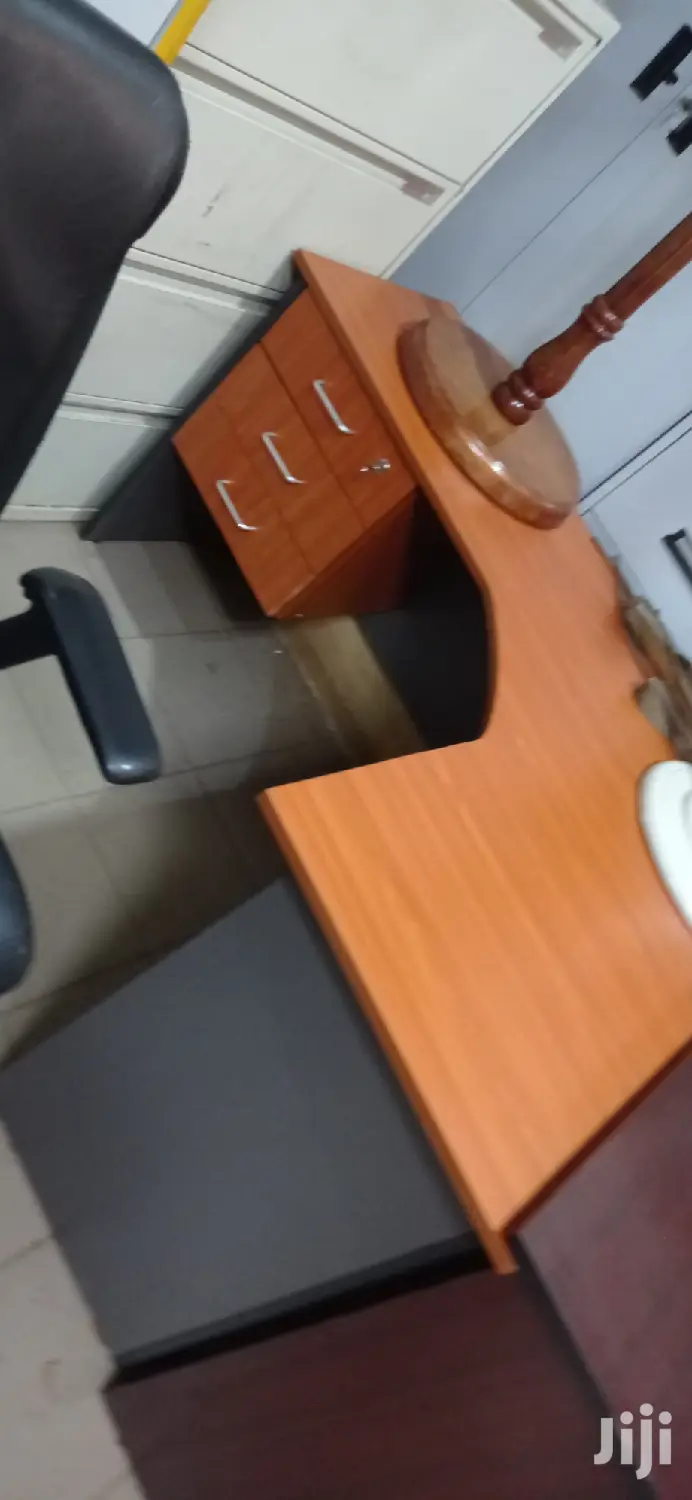 Lshape Office Table Size 140cm Brand New