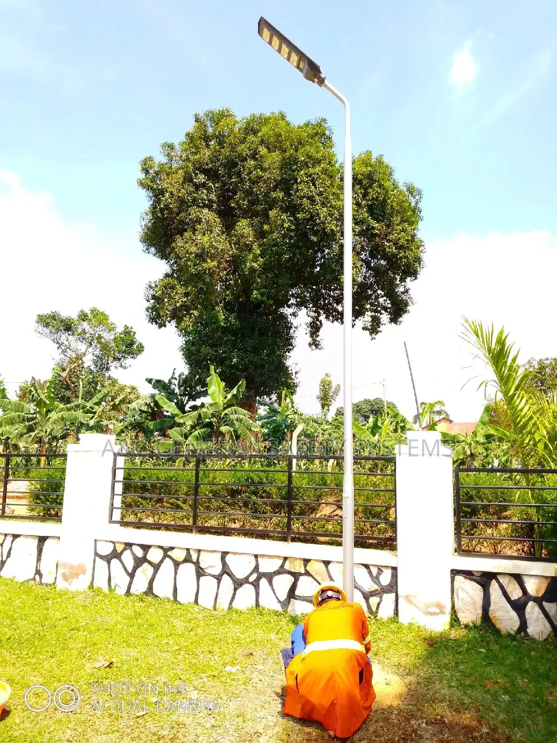 Solar Street Security Light With Stand Pole