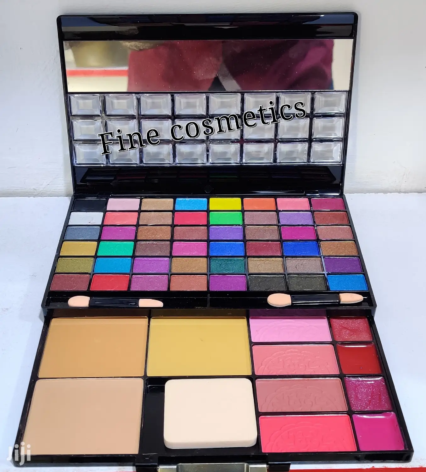Makeup Eyeshadow Kit With Foundation, Lipbalm Cheek Powder
