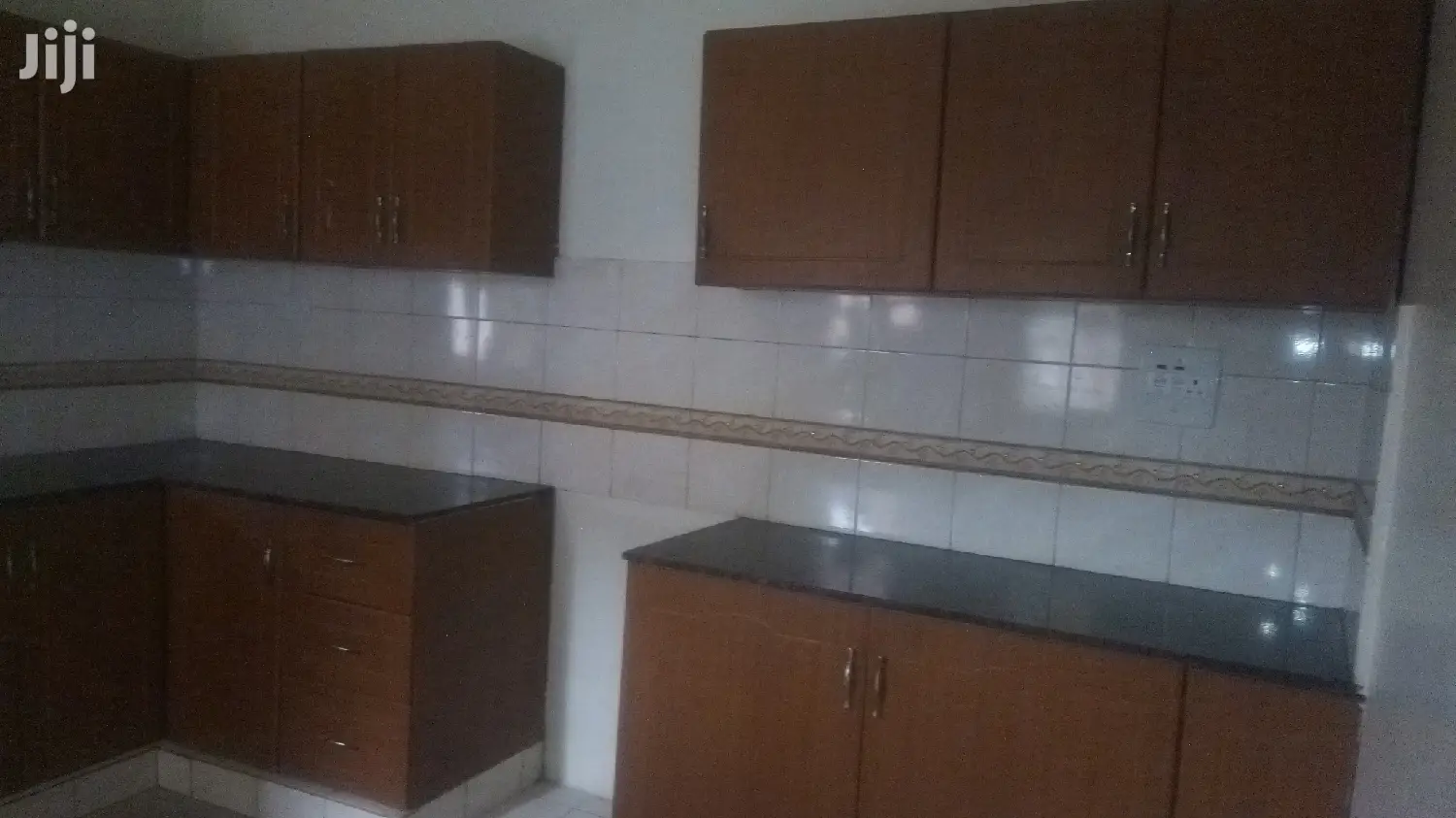 5bdrm Bungalow in Kampala for rent