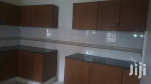 5bdrm Bungalow in Kampala for rent