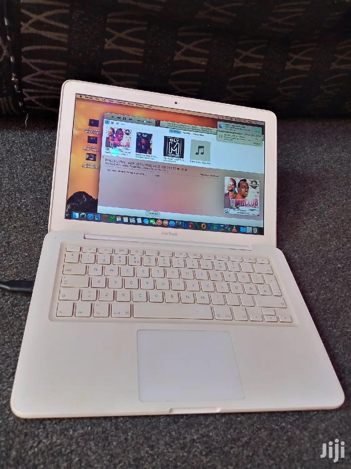 Laptop Apple MacBook 3GB Intel Core 2 Duo HDD 160GB