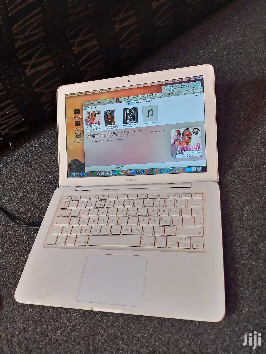 Laptop Apple MacBook 3GB Intel Core 2 Duo HDD 160GB