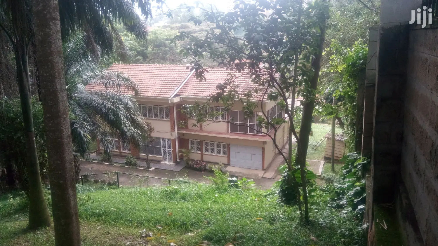 4 Bedroom Villa In Kololo For Rent