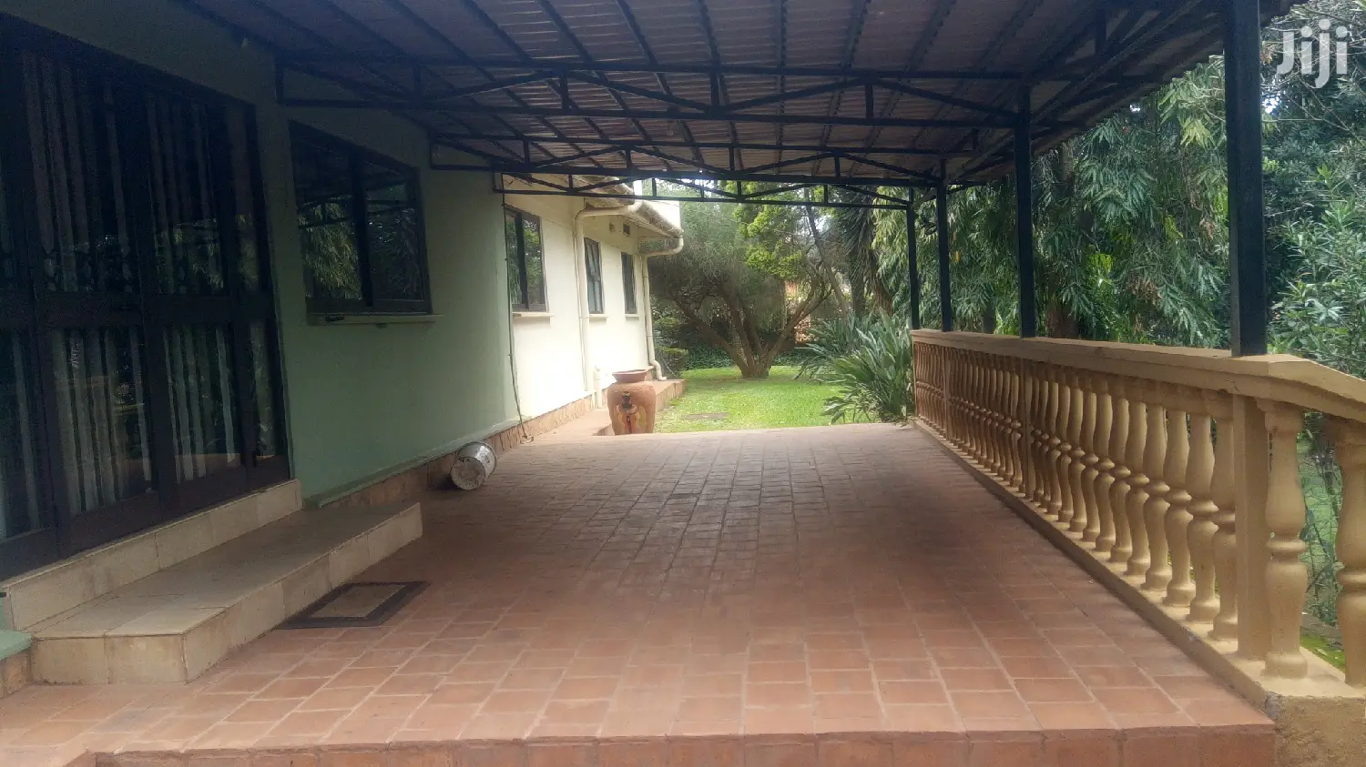 Executive Villa