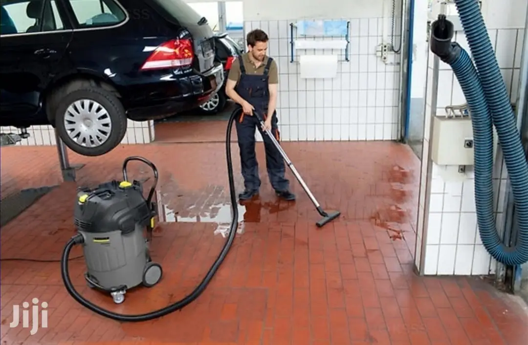 German Karcher 65L Wet Dry Professional Vacuum Cleaner