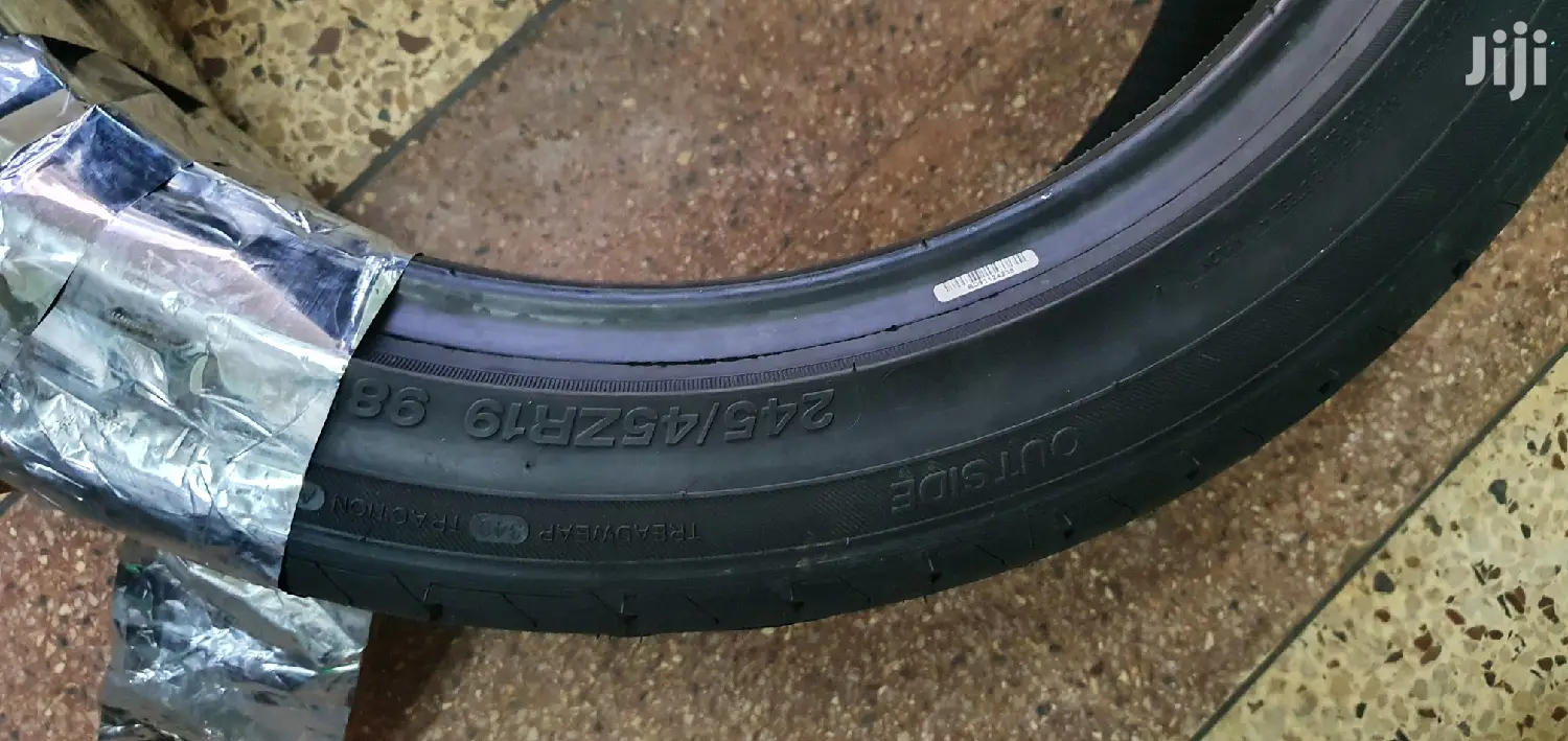 235/65r17 Max