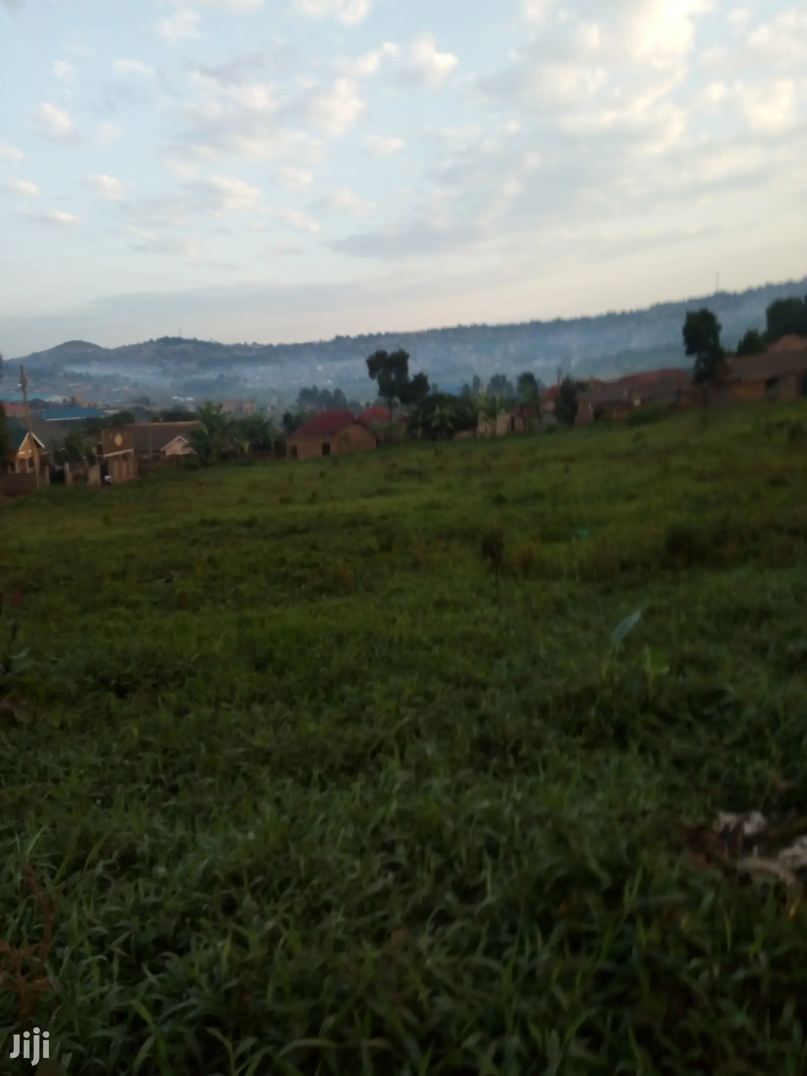 Land for Sale 2acres Kakiri Kikandwa Town Hoima Road
