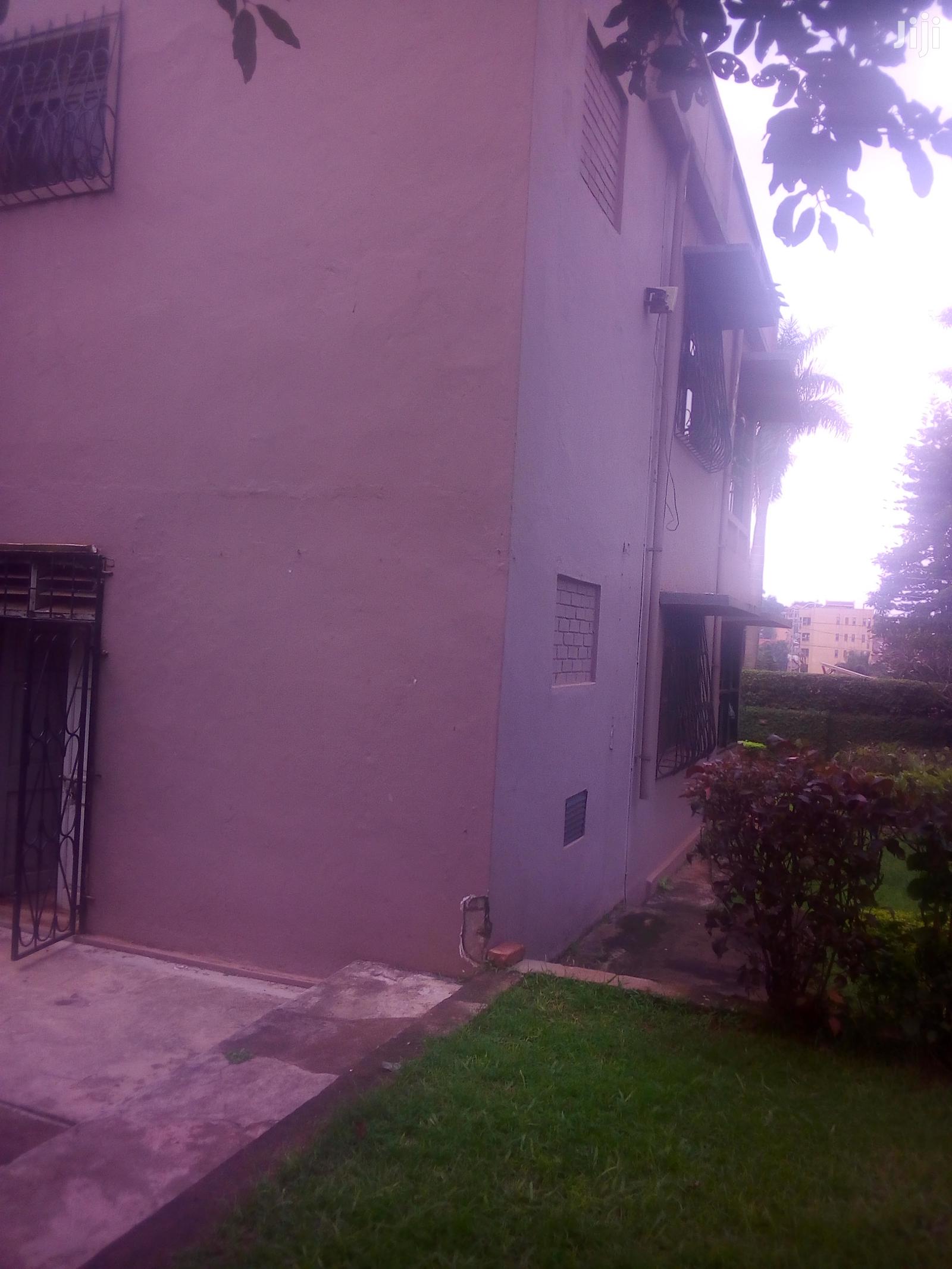 House In Kololo For Rent