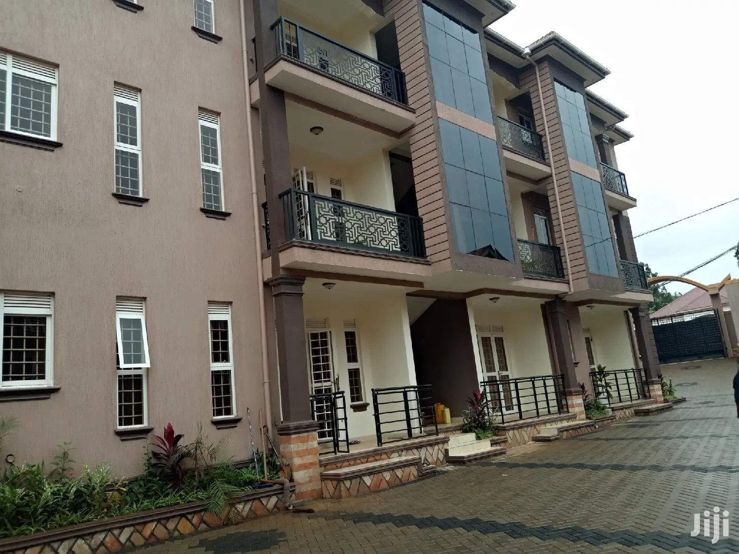 Apartments in Kisaasi on Market