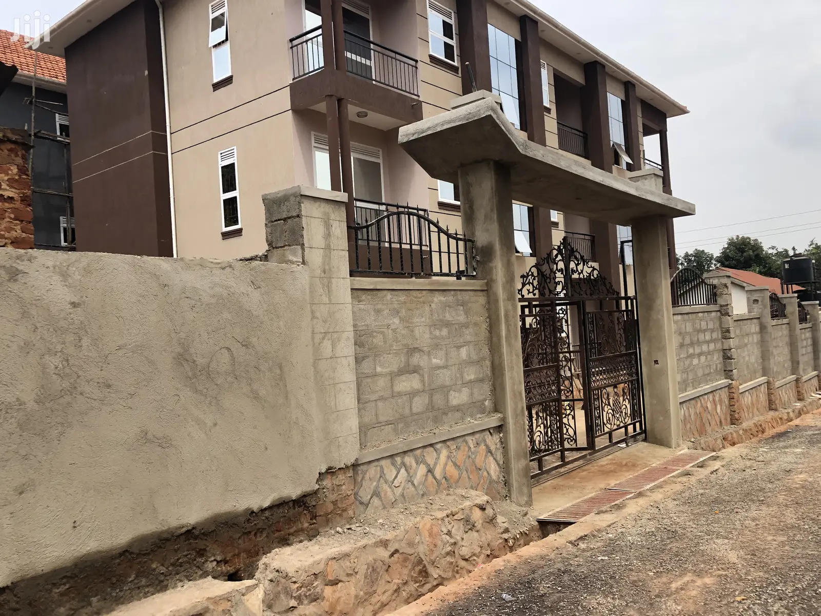 Kiwatule Apatments on Sell