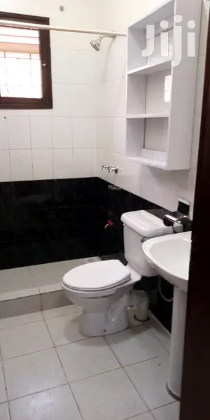 Three Bedroom House In Naguru For Rent