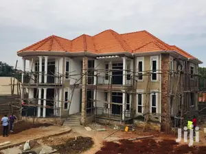 Bunga Near Munyonyo Seven Bedrooms Lake View Mansion on Sell
