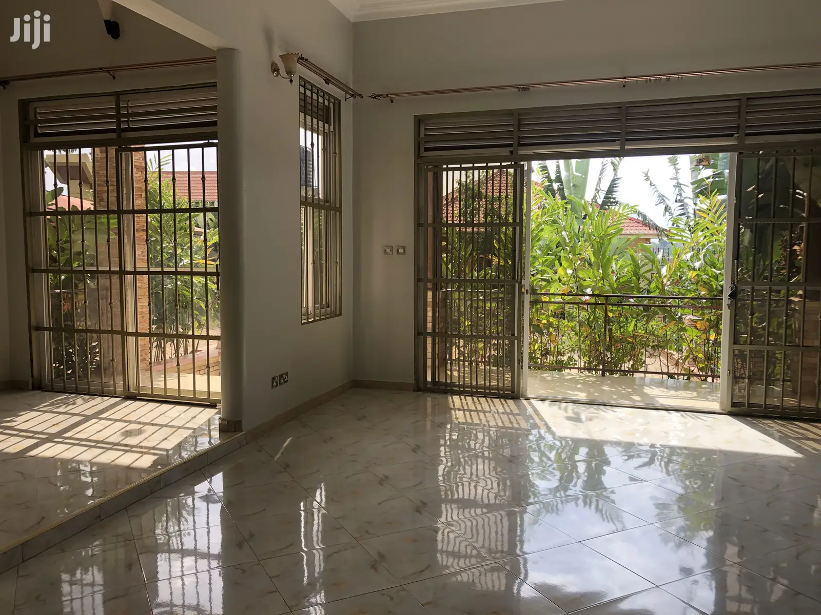 Kira Palatial Home on Sell