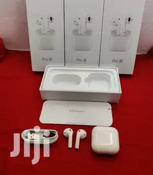 White Apple Airpods Pro 4