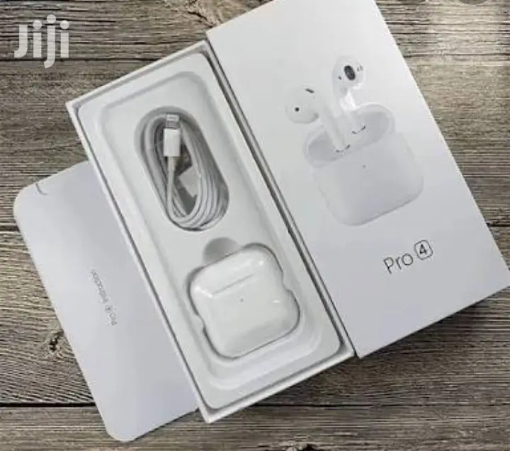 White Apple Airpods Pro 4