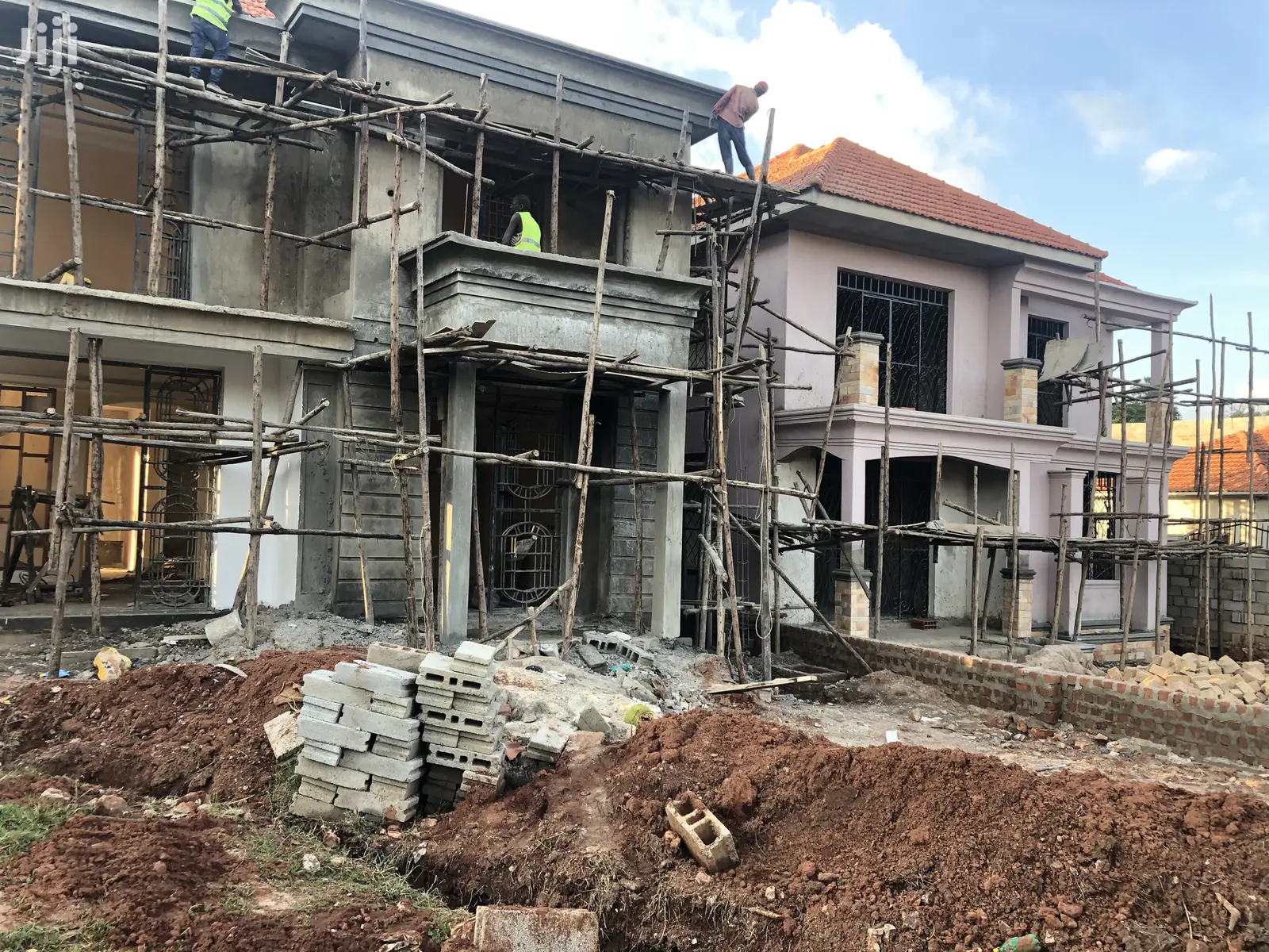Kira Four Bedroom Storeyed House For Sale