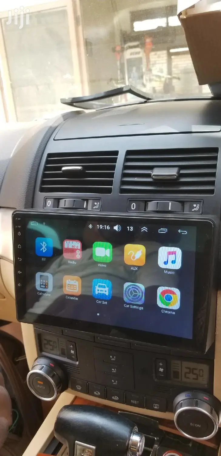 VW Touareg Car Radio