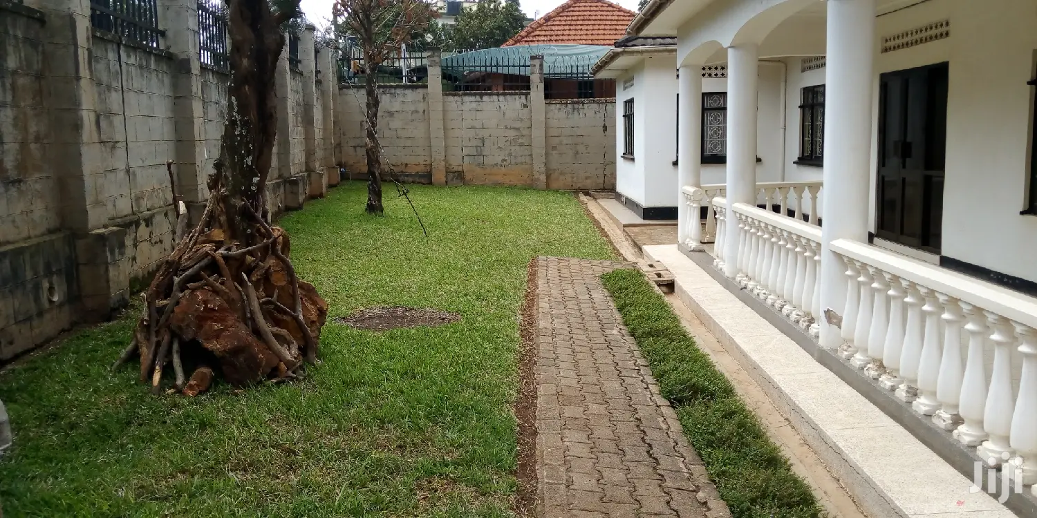 House Is for Rent in Kololo
