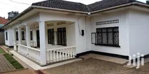 House Is for Rent in Kololo