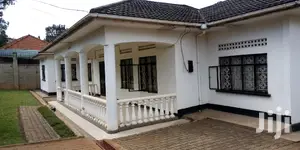 House Is for Rent in Kololo
