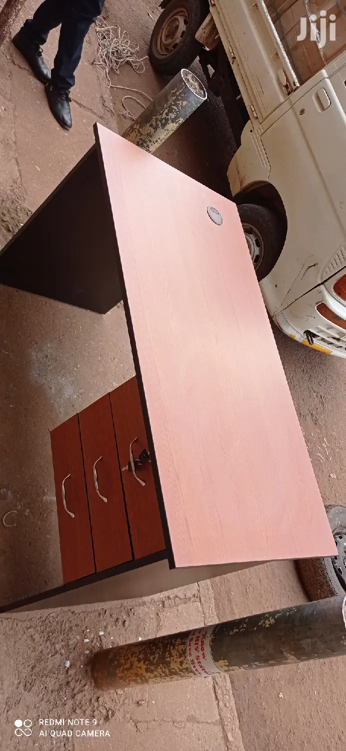 Brand New Single Desk 120cm