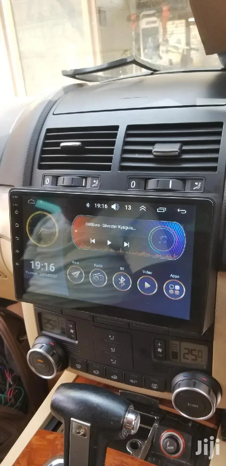 VW Touareg Car Radio