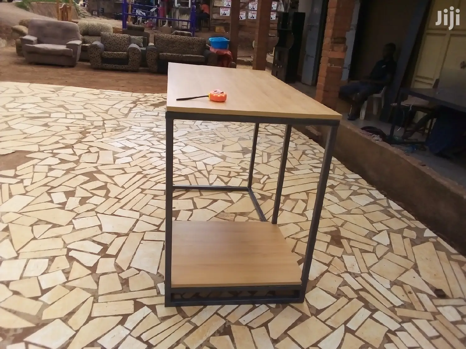 Serving Table