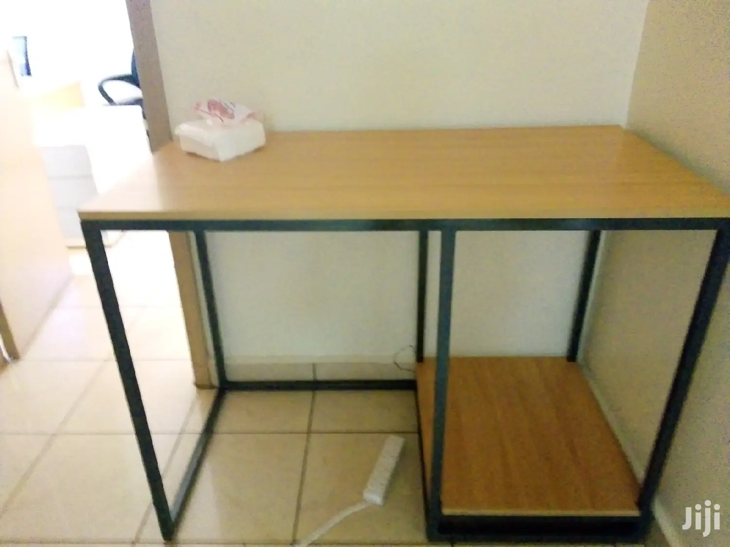 Serving Table