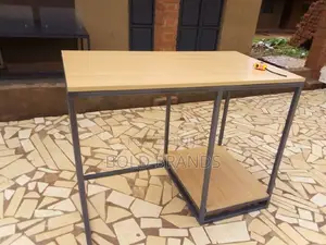 Serving Table
