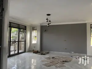 Munyonyo House Facing the Lake on Sell