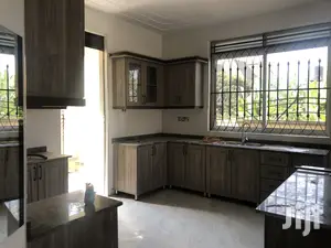 Residence in Kira in Tarmack Area on Sell