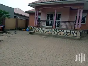Bungaloo in Najjera for Sell