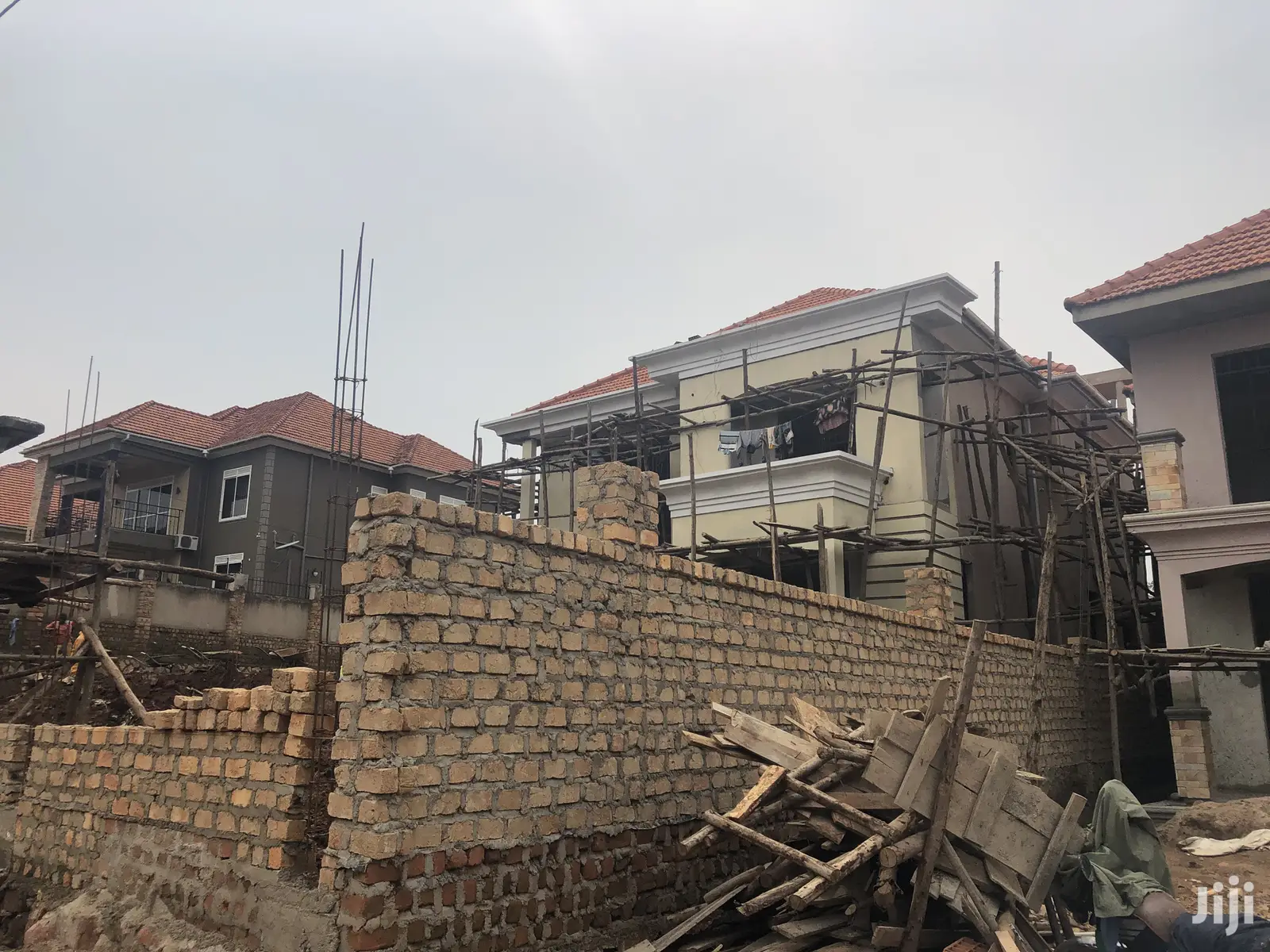 New Homes in Kira on Sell