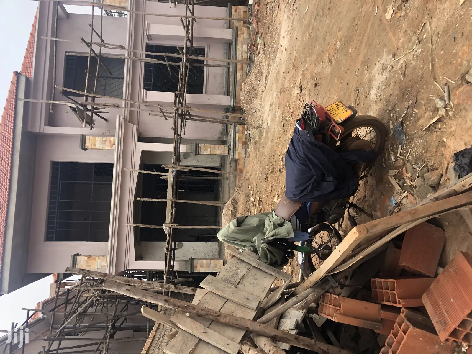 New Homes in Kira on Sell