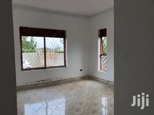 New ,Nakwero Amazing Home on Sell