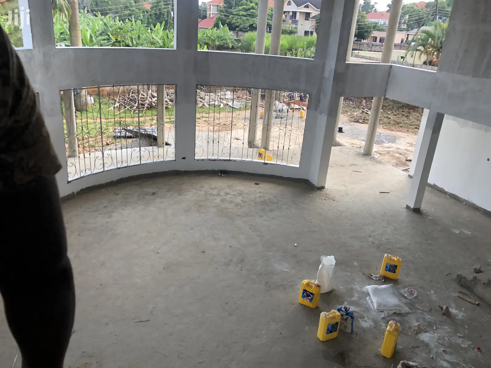 7 Bedroom Mansion In Munyonyo For Sale
