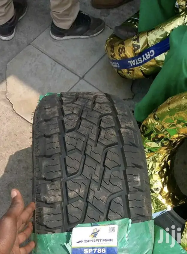 275/70r16 Sportrak