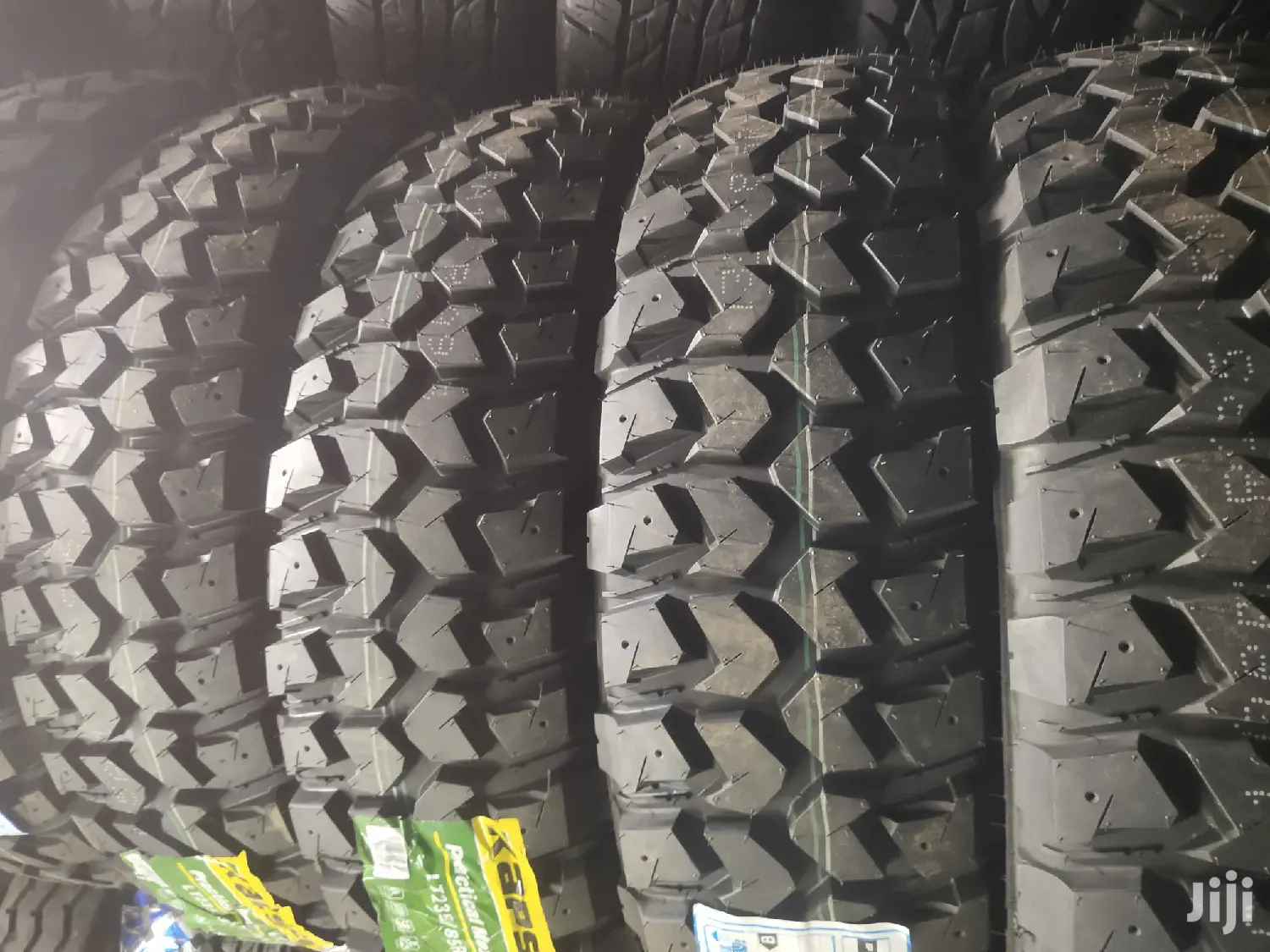 235/85r16 Kapsen