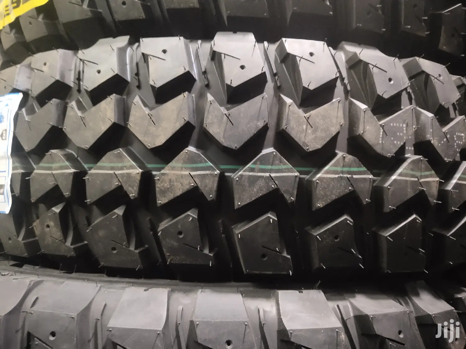 235/85r16 Kapsen