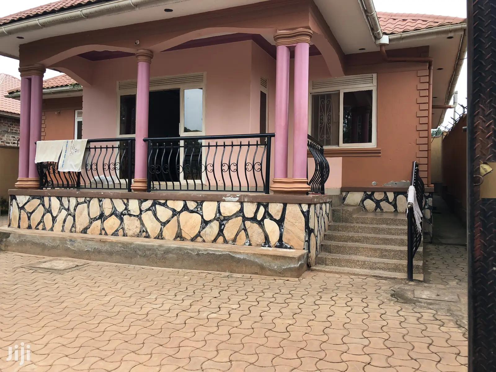 Quicksell,Najjera Fine Home