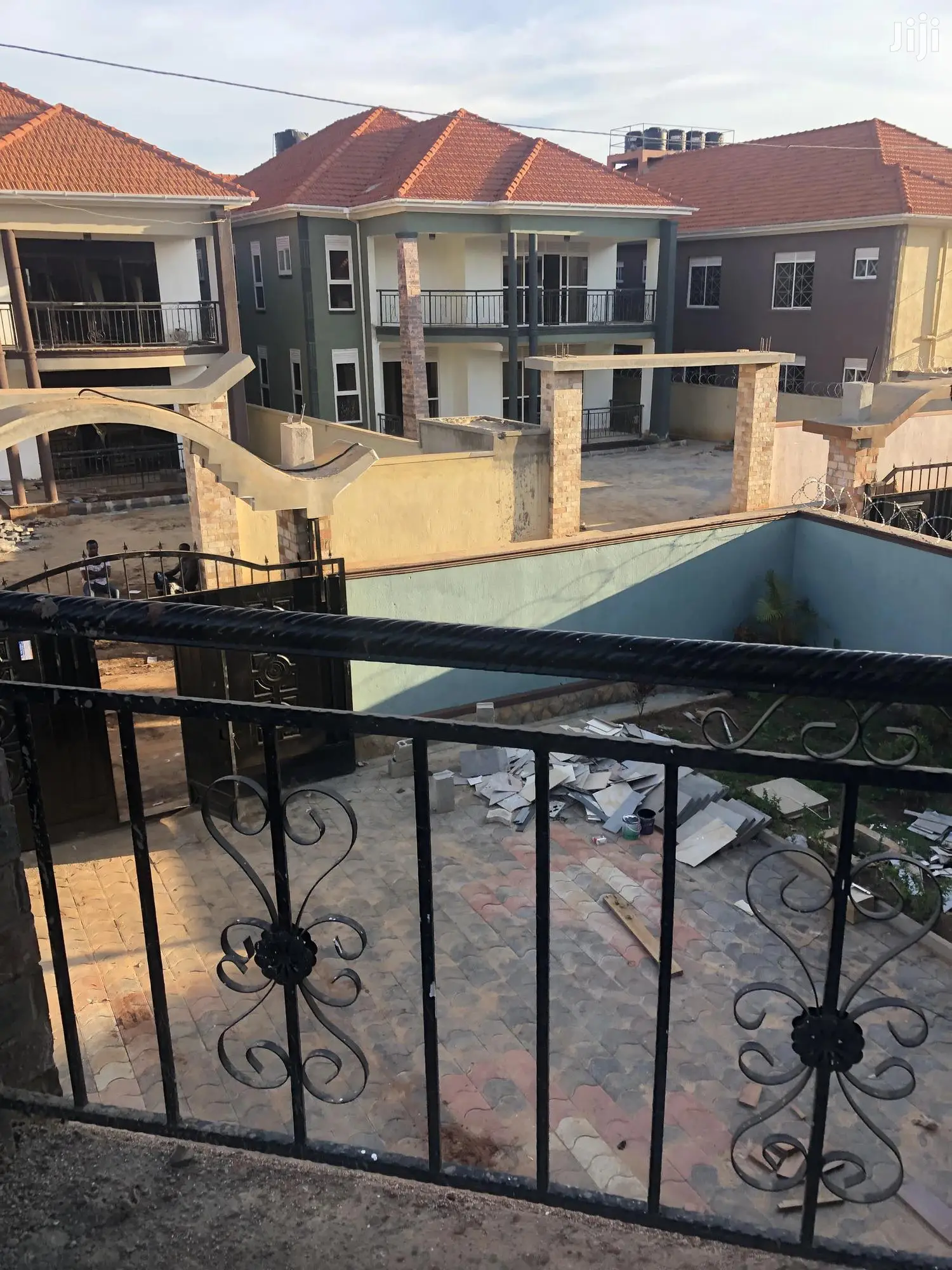 6 Bedroom Mansion At Kira For Sale