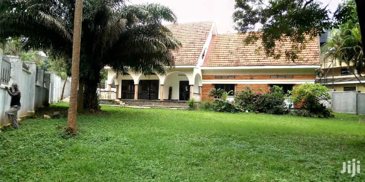 4 Bedroom House In Kololo For Rent