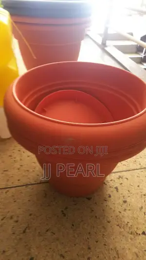 Big Round Plastic Flower Pots