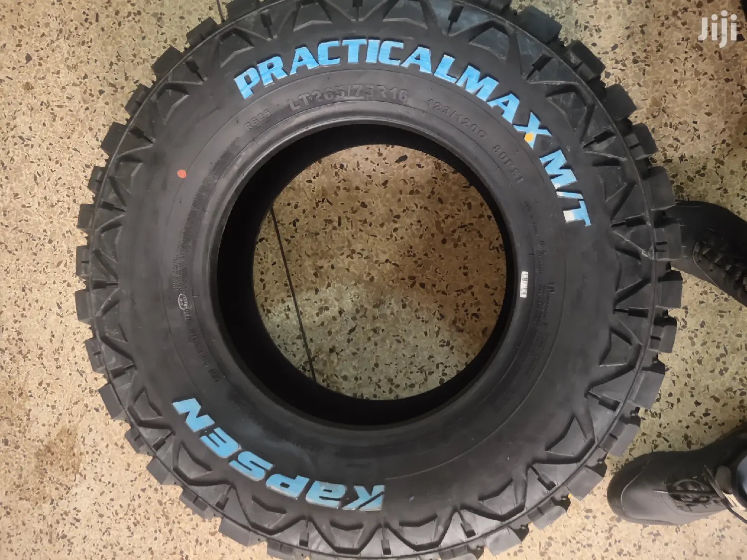 265/75R16 Kapsen Mud Terrain Tires