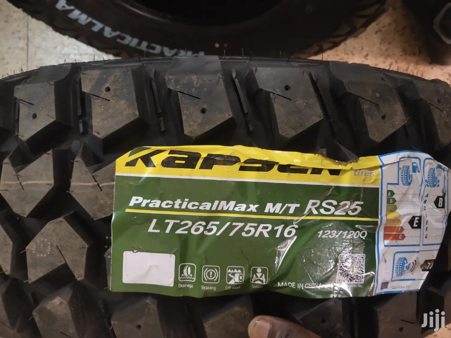 265/75R16 Kapsen Mud Terrain Tires