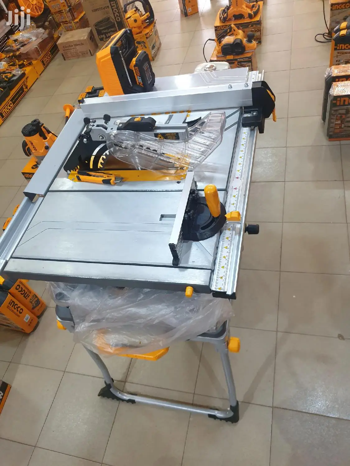 Table Saw Machine